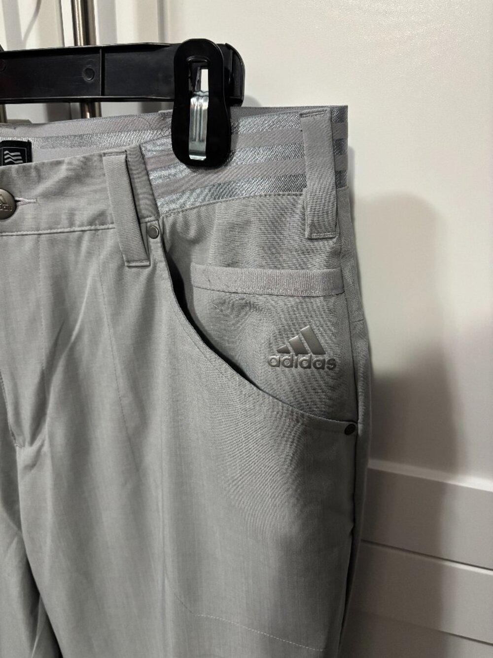 Men's Adidas golf pants 32 x 32